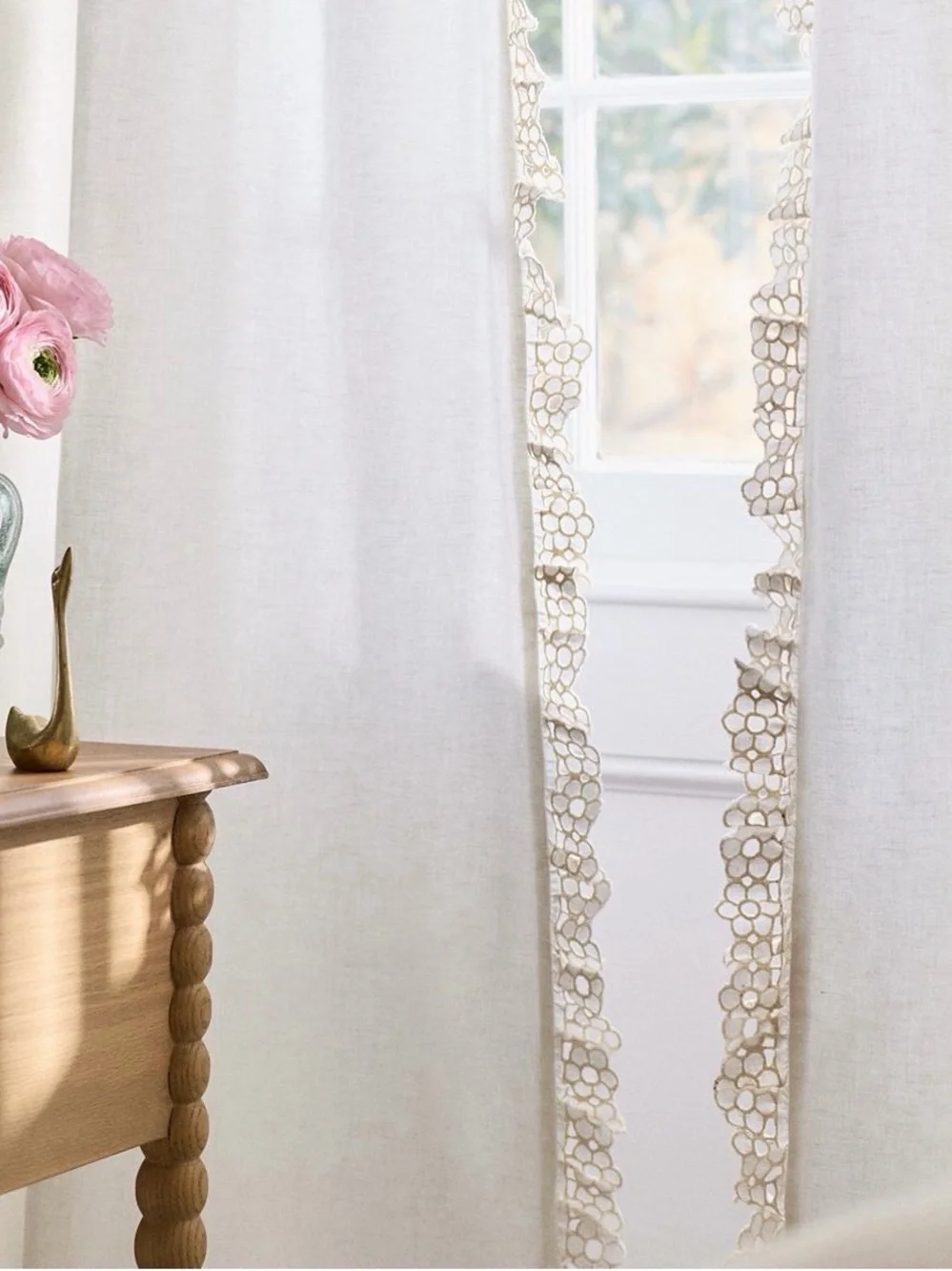 Anthropologie cotton embroidered floral edge curtain panel 69 x 50 white lace